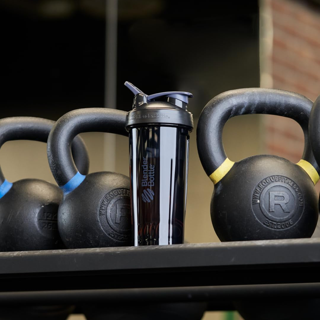 Shaker Bottle Pro Series Perfect for Protein Shakes and Pre Workout, 24-Ounce, Black